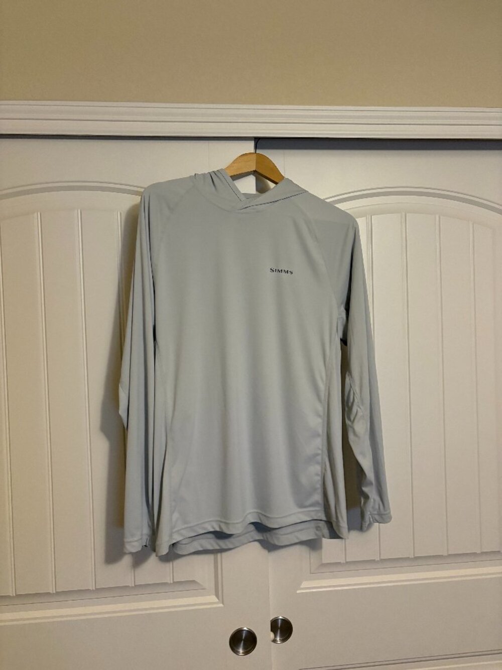 Simms Hooded Fishing Shirt Large Long Sleeve Light Gray Polyester Lightweight